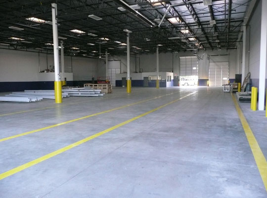 金刚砂地坪出现裂缝的原因及解决方案